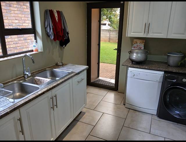 3 BEDROOM HOUSE FOR SALE IN BO-DORP